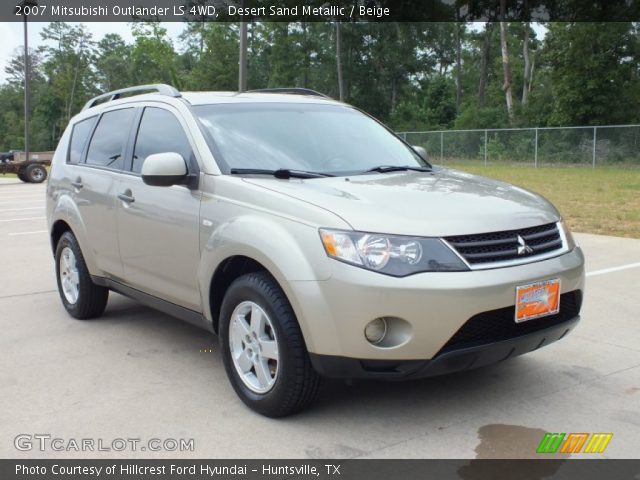 2007 Mitsubishi Outlander LS 4WD in Desert Sand Metallic