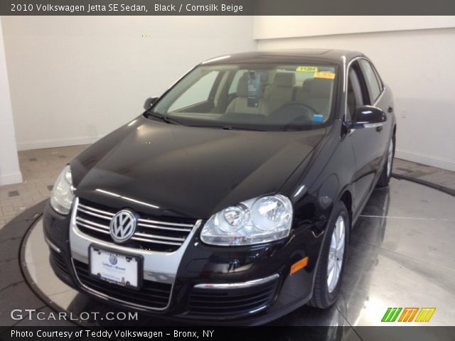 2010 Volkswagen Jetta SE Sedan in Black