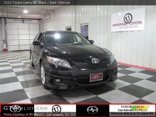 2010 Toyota Camry SE in Black