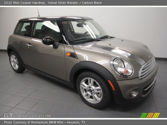 2012 Mini Cooper Hardtop in Velvet Silver Metallic