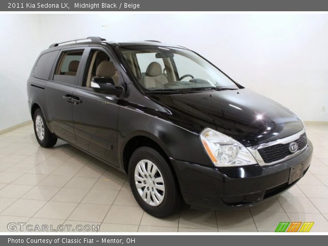 2011 Kia Sedona LX in Midnight Black