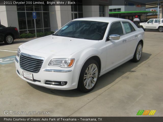 2011 Chrysler 300 Limited in Bright White