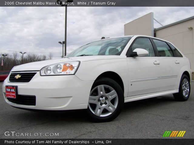 2006 Chevrolet Malibu Maxx LT Wagon in White