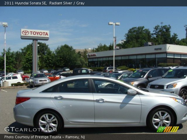2011 Hyundai Sonata SE in Radiant Silver