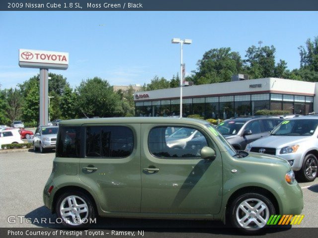 2009 Nissan Cube 1.8 SL in Moss Green