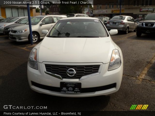 2009 Nissan Altima 2.5 S Coupe in Winter Frost Pearl