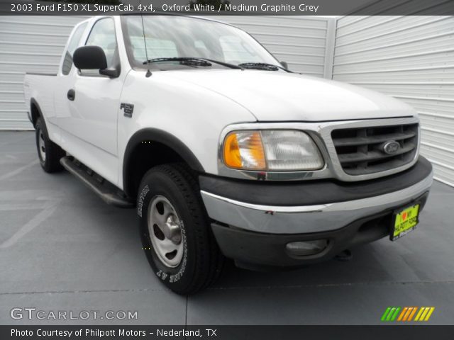 2003 Ford F150 XL SuperCab 4x4 in Oxford White