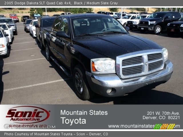2005 Dodge Dakota SLT Quad Cab 4x4 in Black