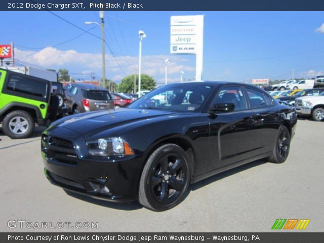 2012 Dodge Charger SXT in Pitch Black