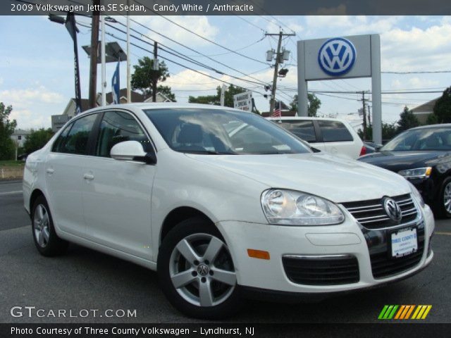2009 Volkswagen Jetta SE Sedan in Candy White