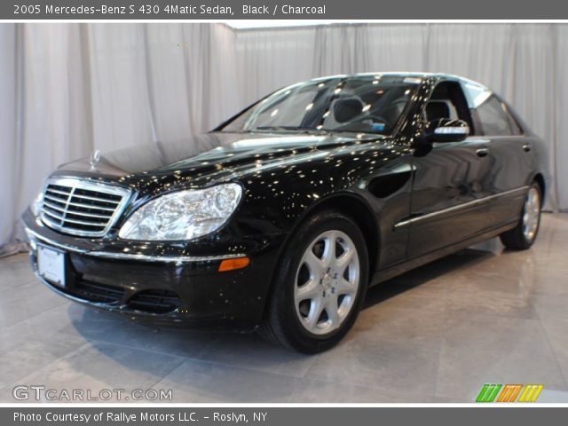 2005 Mercedes-Benz S 430 4Matic Sedan in Black