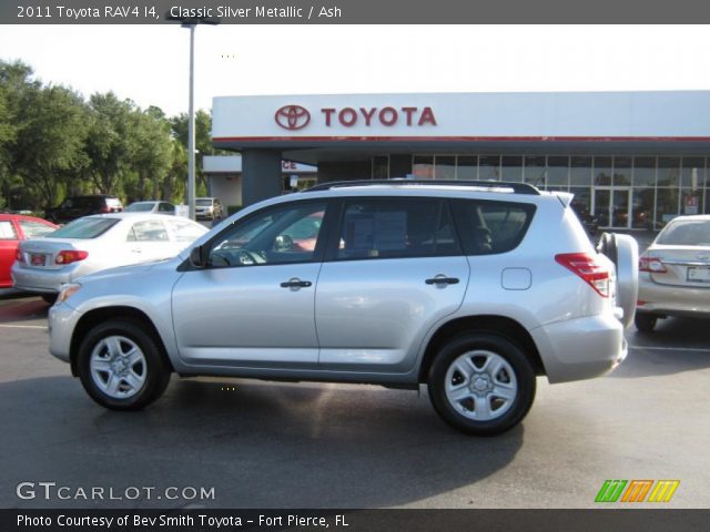 2011 Toyota RAV4 I4 in Classic Silver Metallic