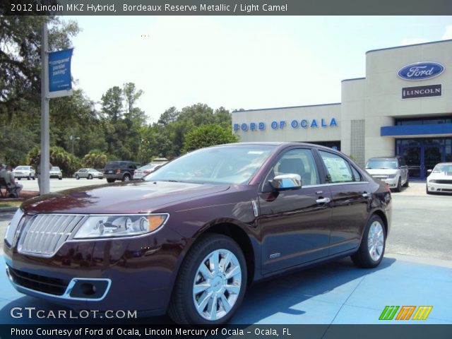 2012 Lincoln MKZ Hybrid in Bordeaux Reserve Metallic
