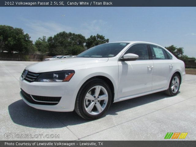 2012 Volkswagen Passat 2.5L SE in Candy White