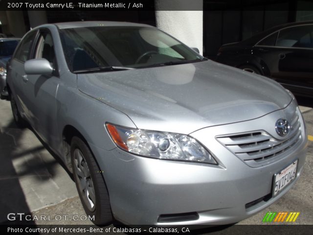 2007 Toyota Camry LE in Titanium Metallic