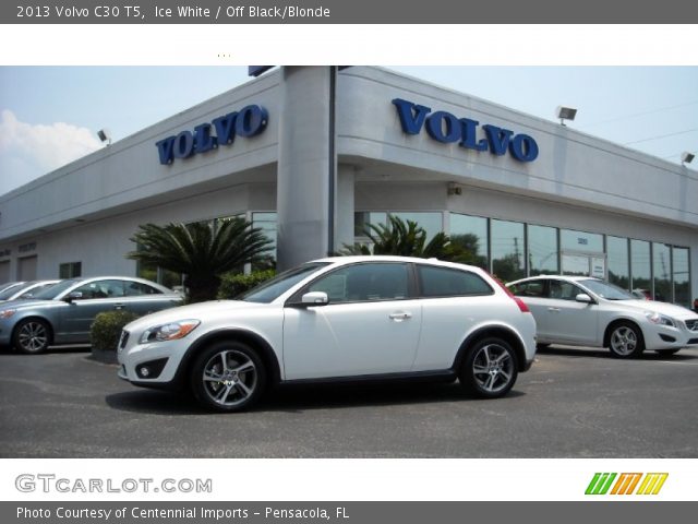 2013 Volvo C30 T5 in Ice White