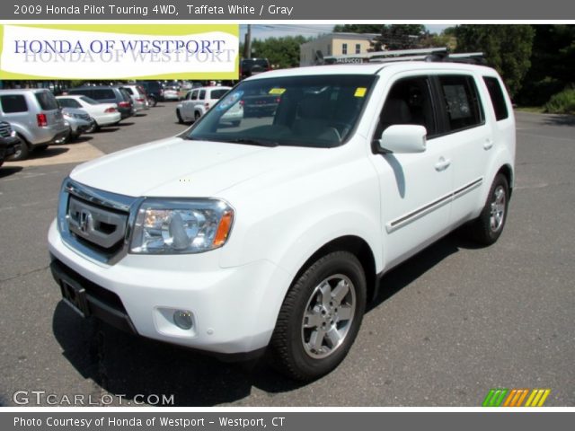 2009 Honda Pilot Touring 4WD in Taffeta White