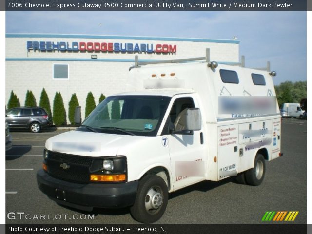 2006 Chevrolet Express Cutaway 3500 Commercial Utility Van in Summit White