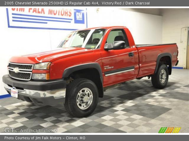 2005 Chevrolet Silverado 2500HD LS Regular Cab 4x4 in Victory Red