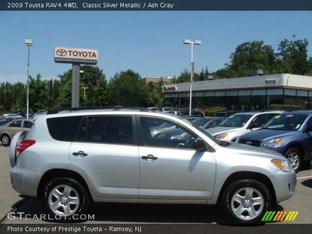 2009 Toyota RAV4 4WD in Classic Silver Metallic