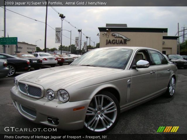 2009 Jaguar XJ Super V8 Portfolio in Astral Gold