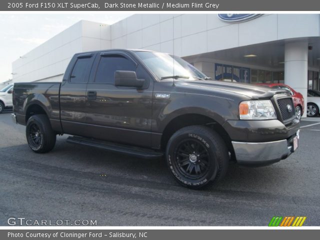 2005 Ford F150 XLT SuperCab in Dark Stone Metallic