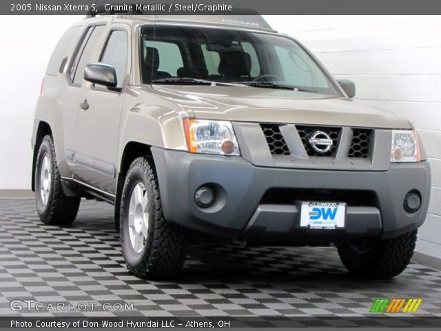 2005 Nissan Xterra S in Granite Metallic
