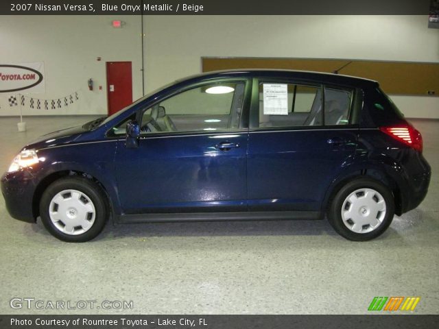 2007 Nissan Versa S in Blue Onyx Metallic