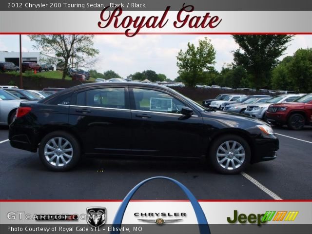 2012 Chrysler 200 Touring Sedan in Black