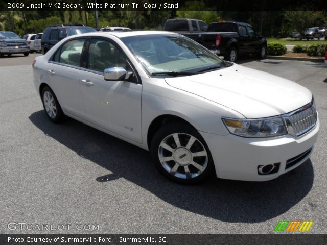 2009 Lincoln MKZ Sedan in White Platinum Tri-Coat