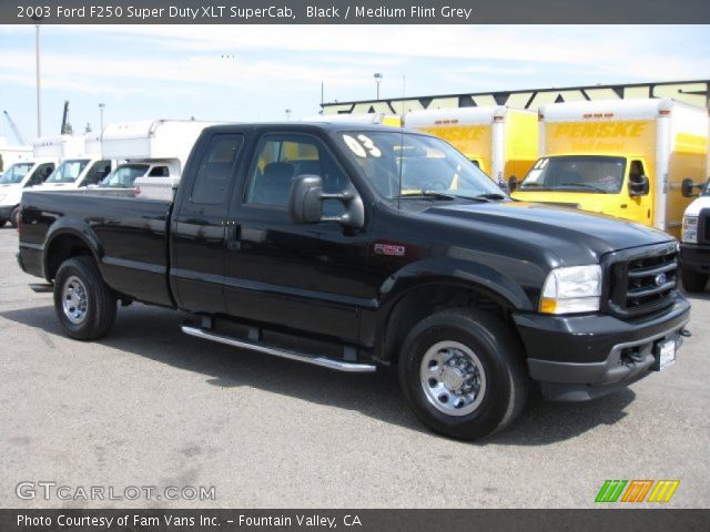 2003 Ford F250 Super Duty XLT SuperCab in Black
