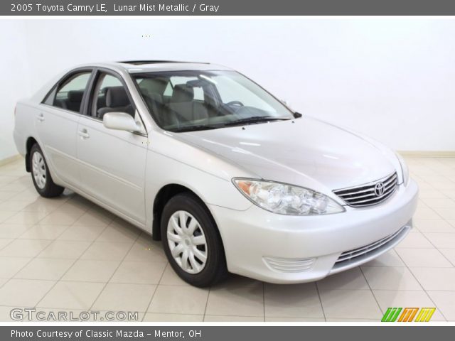 2005 Toyota Camry LE in Lunar Mist Metallic