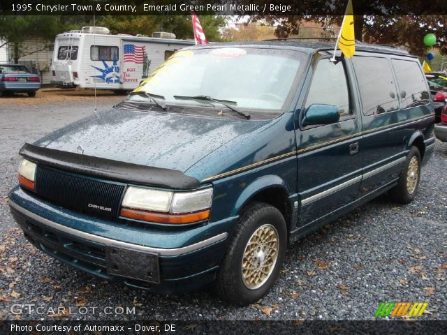 1995 Chrysler Town & Country  in Emerald Green Pearl Metallic