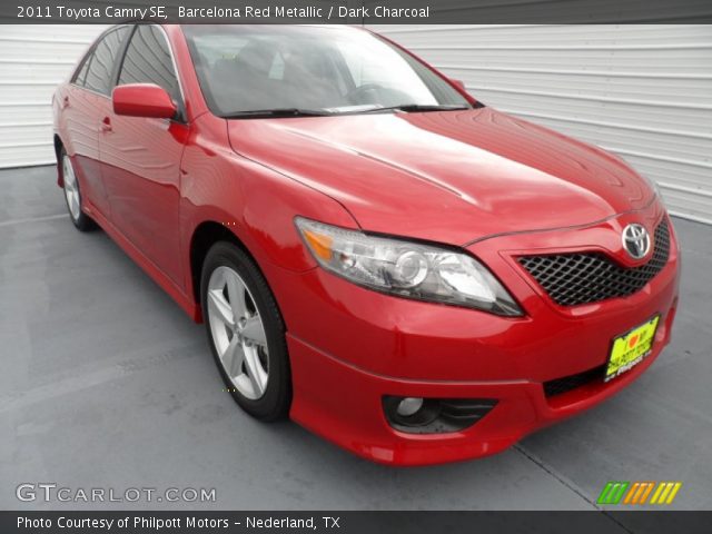2011 Toyota Camry SE in Barcelona Red Metallic