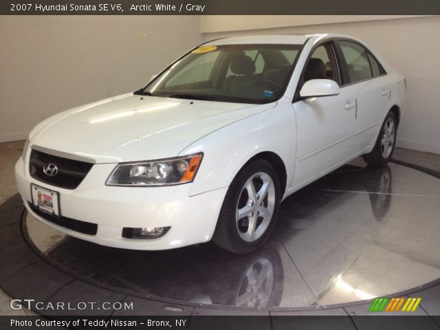 2007 Hyundai Sonata SE V6 in Arctic White
