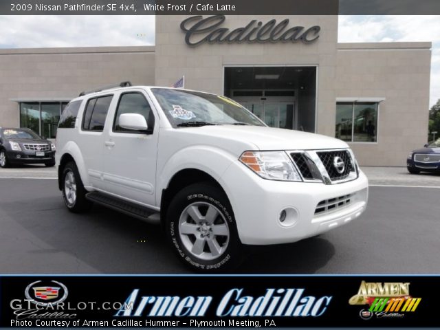 2009 Nissan Pathfinder SE 4x4 in White Frost
