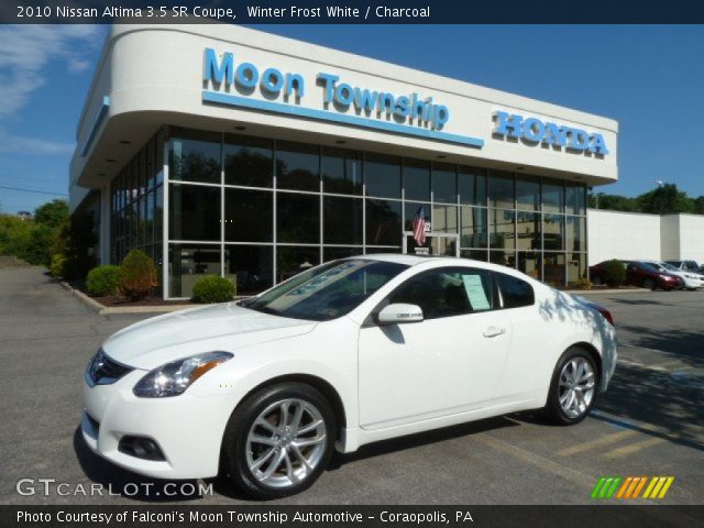 2010 Nissan Altima 3.5 SR Coupe in Winter Frost White