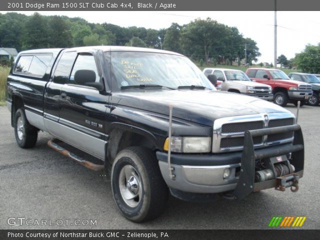 2001 Dodge Ram 1500 SLT Club Cab 4x4 in Black