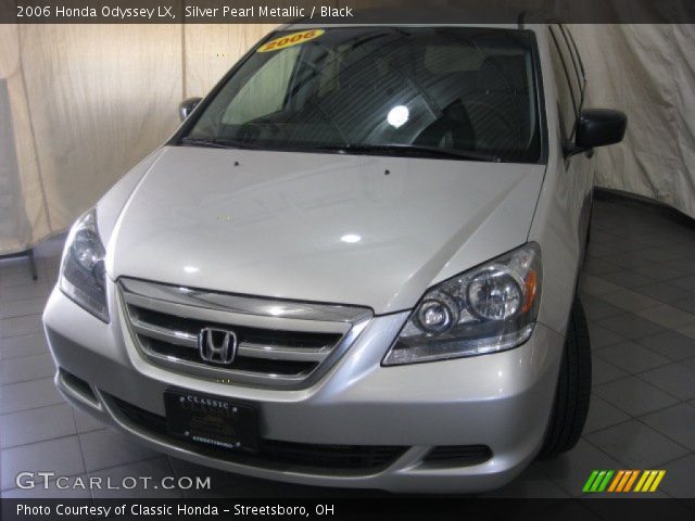 2006 Honda Odyssey LX in Silver Pearl Metallic