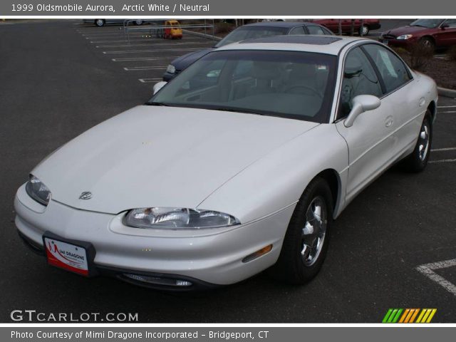 1999 Oldsmobile Aurora  in Arctic White