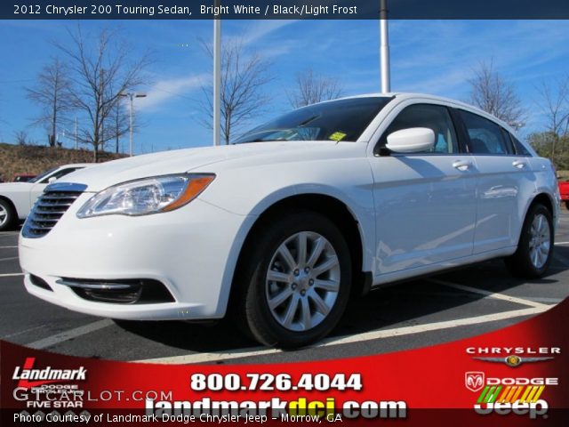 2012 Chrysler 200 Touring Sedan in Bright White