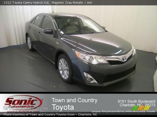 2012 Toyota Camry Hybrid XLE in Magnetic Gray Metallic