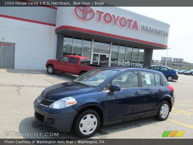 2009 Nissan Versa 1.8 SL Hatchback in Blue Onyx