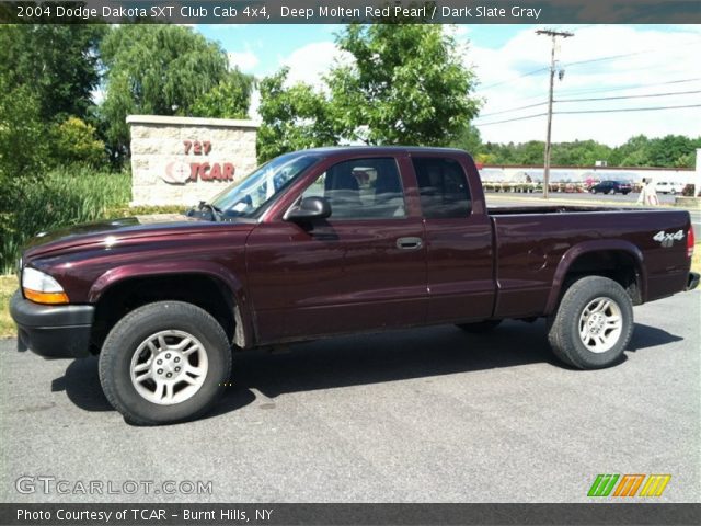 2004 Dodge Dakota SXT Club Cab 4x4 in Deep Molten Red Pearl