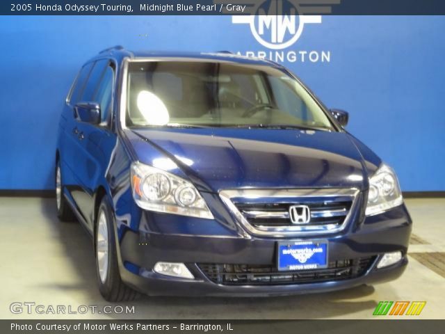 2005 Honda Odyssey Touring in Midnight Blue Pearl
