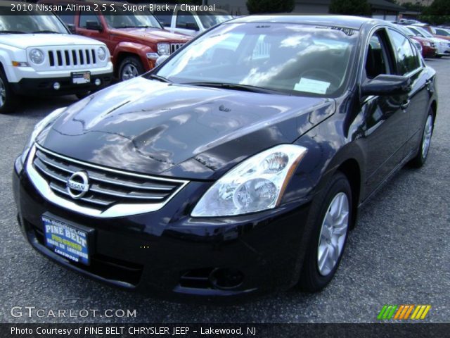 2010 Nissan Altima 2.5 S in Super Black