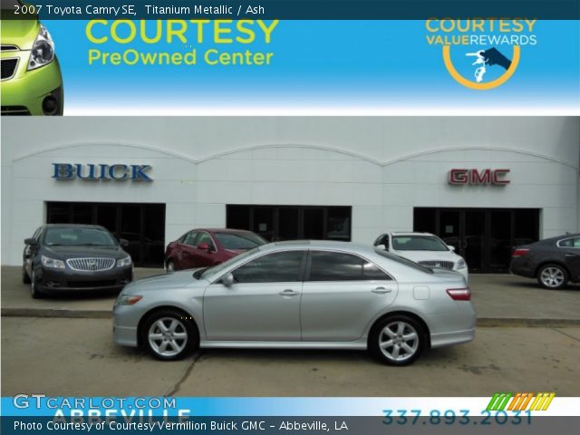 2007 Toyota Camry SE in Titanium Metallic