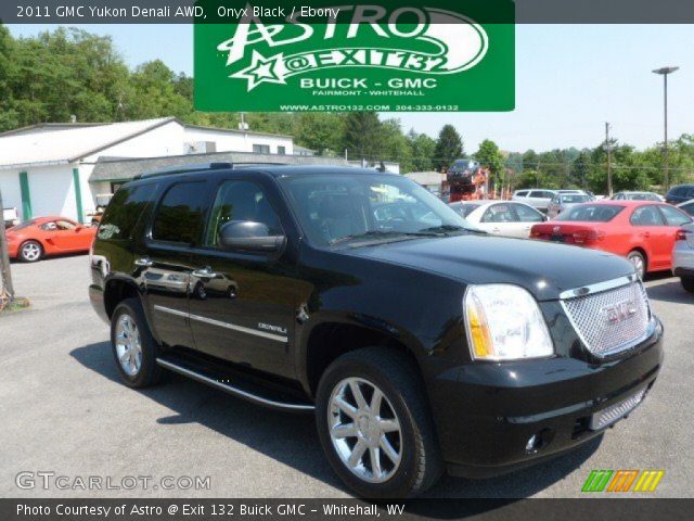 2011 GMC Yukon Denali AWD in Onyx Black
