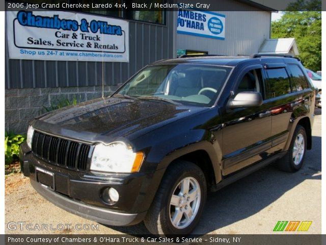 2006 Jeep Grand Cherokee Laredo 4x4 in Black