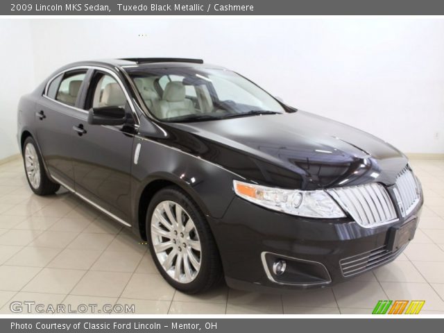 2009 Lincoln MKS Sedan in Tuxedo Black Metallic